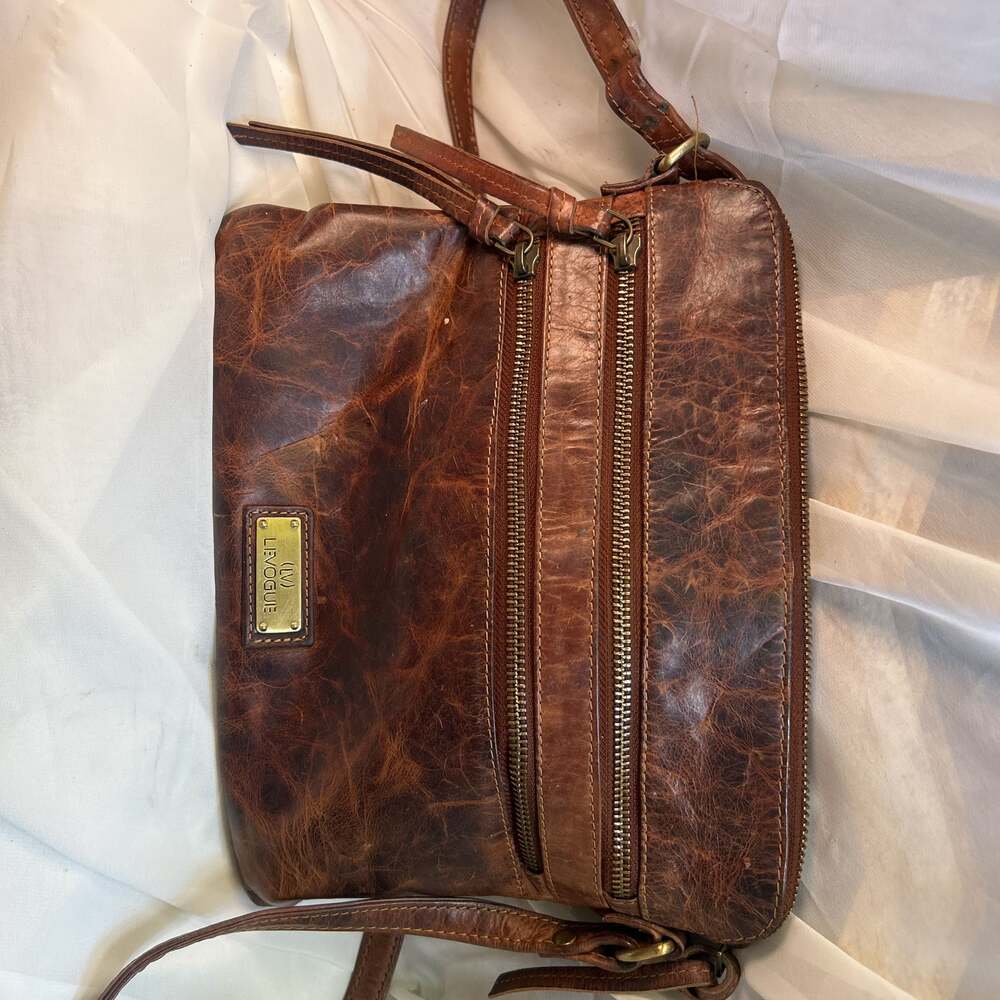 LEVOGUE Genuine Leather Crossbody Handbag in Cognac Vintage